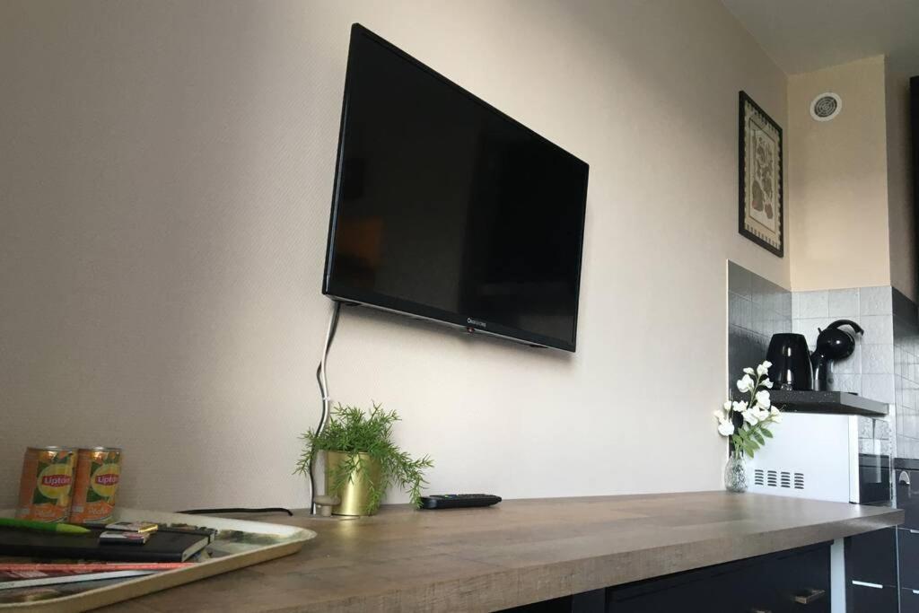 Studio 24 - Coucher De Soleil & Vue Mer Courseulles-sur-Mer Ngoại thất bức ảnh